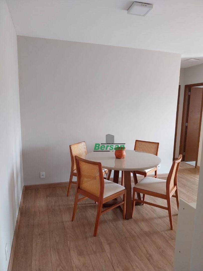 Apartamento à venda com 2 quartos, 64m² - Foto 27