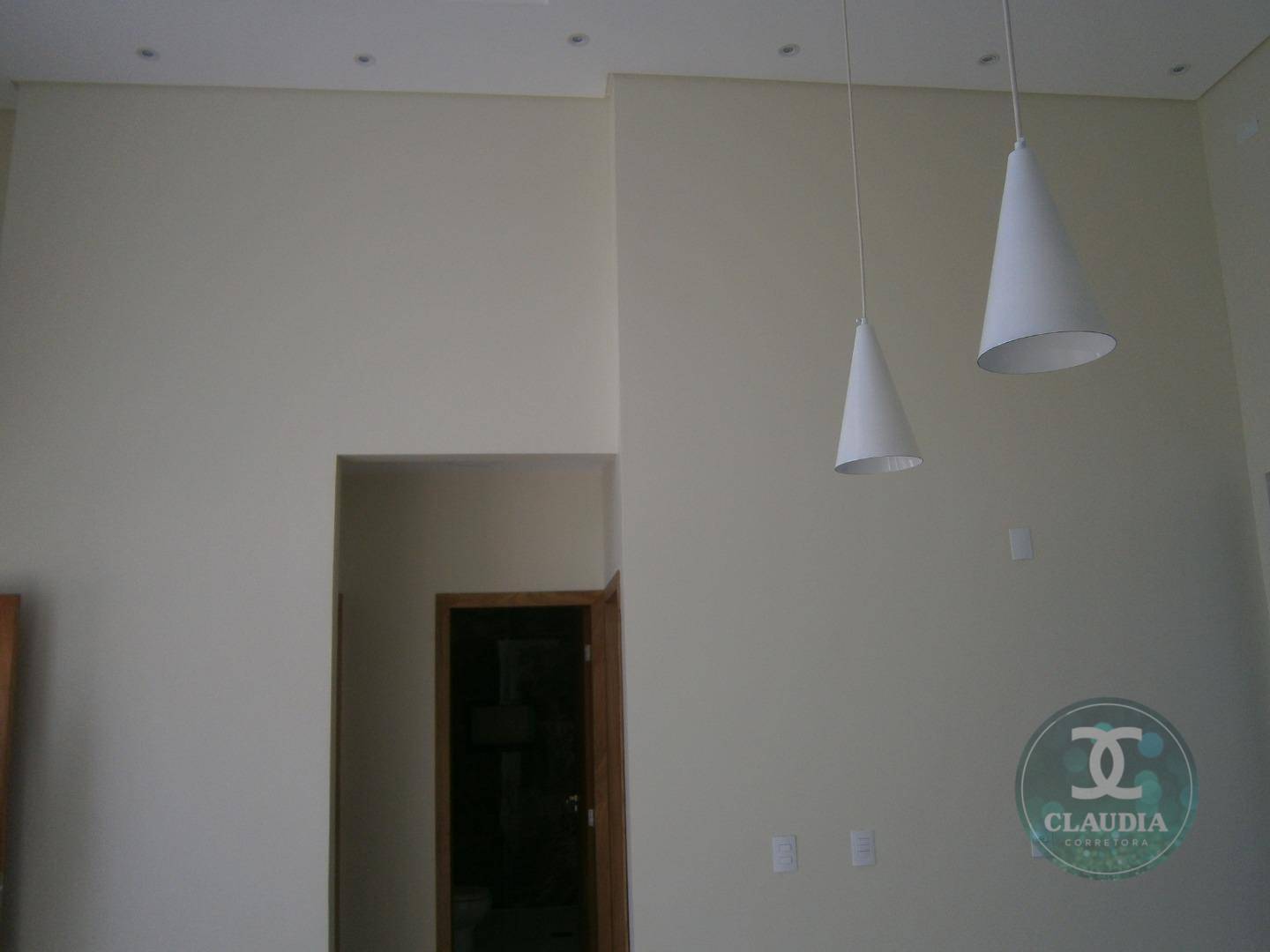 Casa à venda com 2 quartos, 70m² - Foto 16