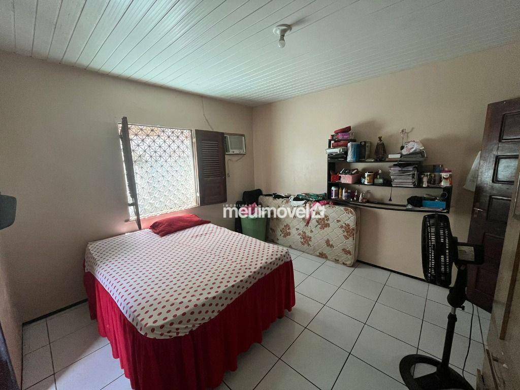 Casa à venda com 3 quartos, 250m² - Foto 11