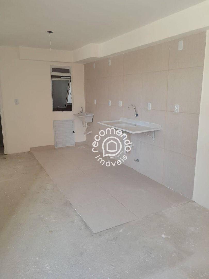 Apartamento à venda com 2 quartos, 43m² - Foto 2