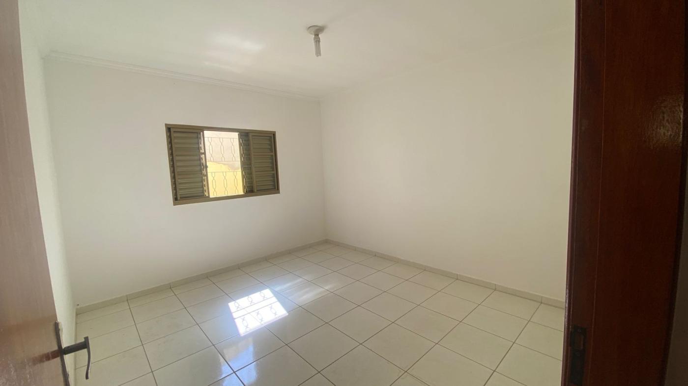 Casa para alugar com 2 quartos, 55m² - Foto 8