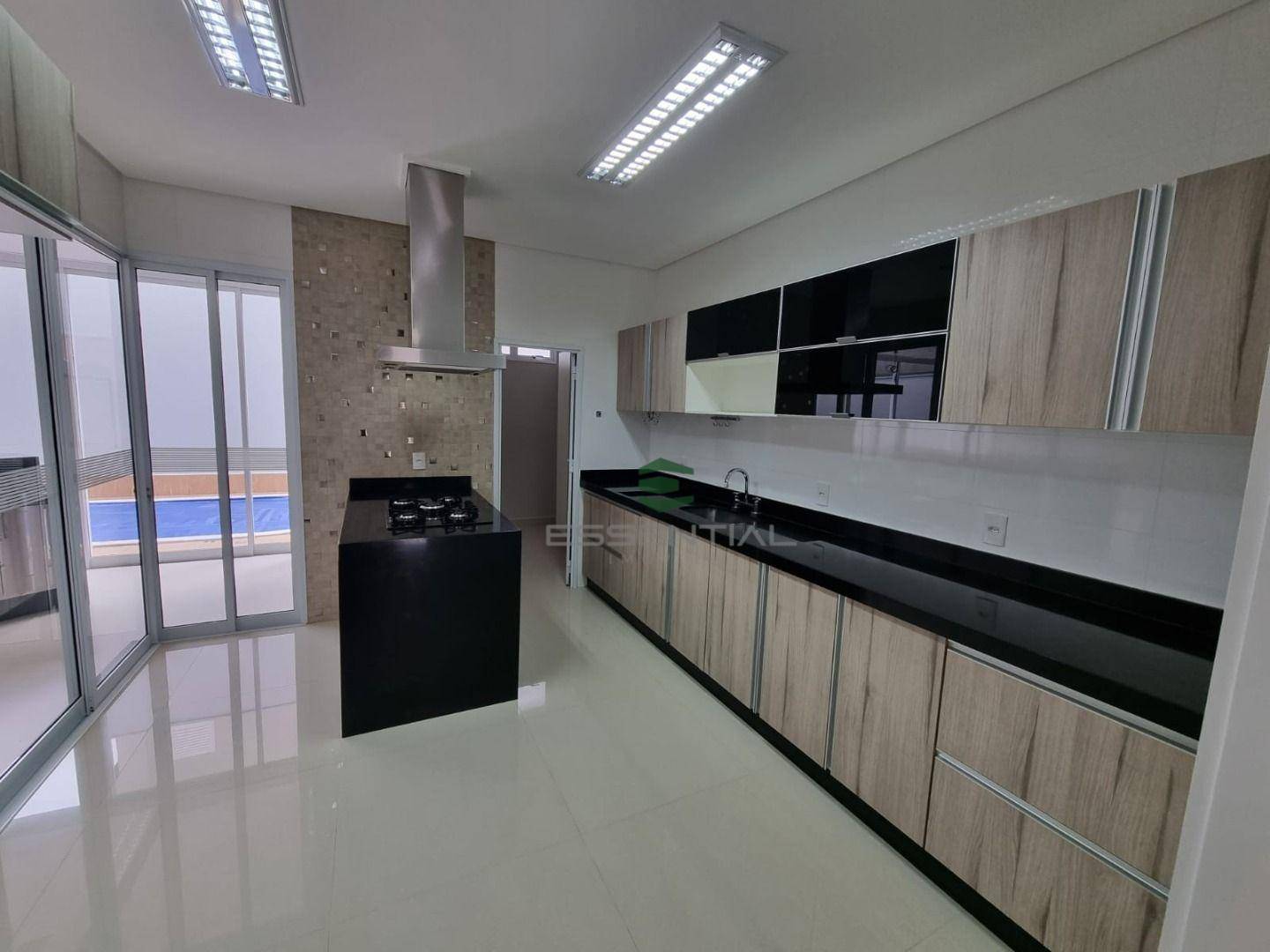 Casa de Condomínio à venda com 4 quartos, 340m² - Foto 21