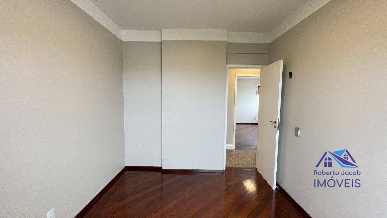 Apartamento à venda com 3 quartos, 116m² - Foto 8