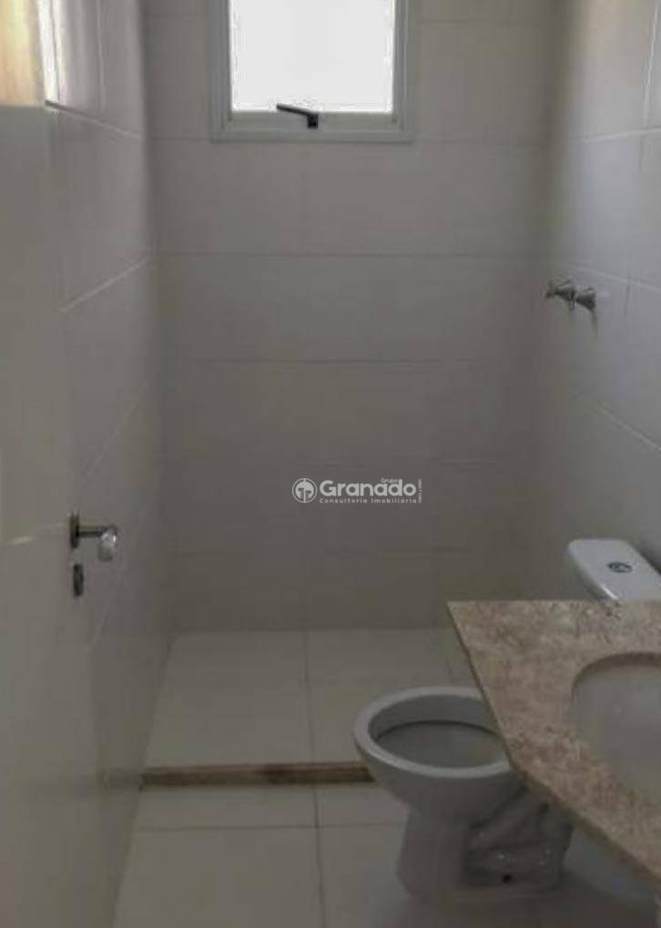 Apartamento à venda com 3 quartos, 79m² - Foto 8