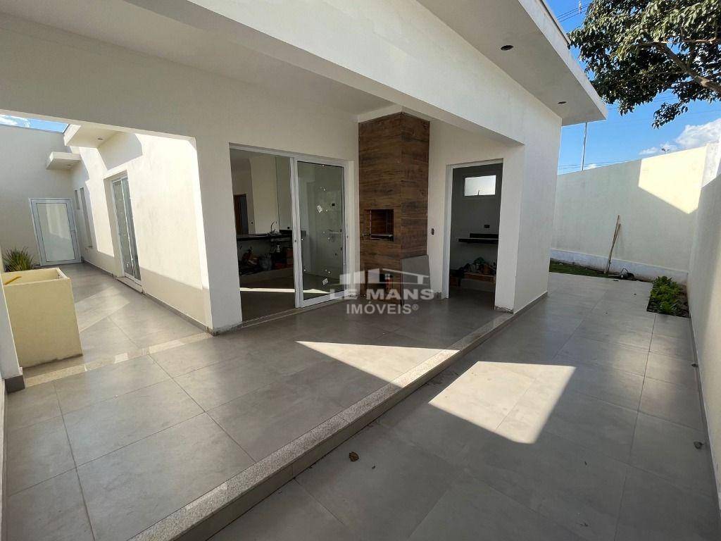 Casa de Condomínio à venda com 3 quartos, 153m² - Foto 1