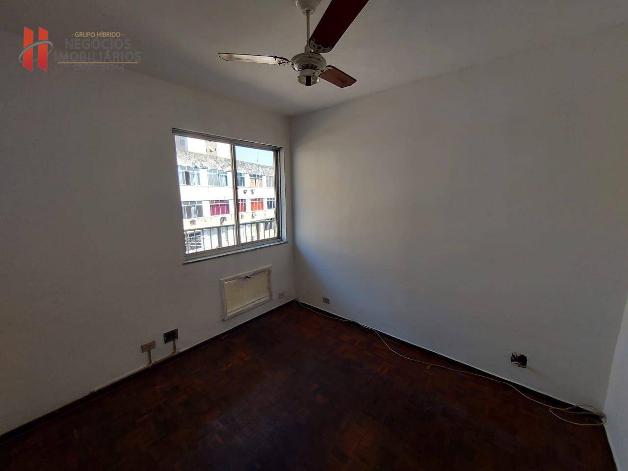 Apartamento à venda com 3 quartos, 120m² - Foto 19