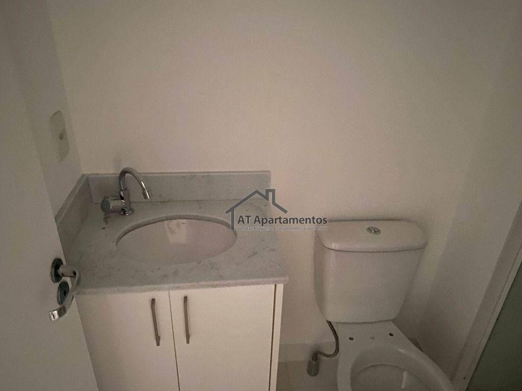 Apartamento para alugar com 2 quartos, 58m² - Foto 12