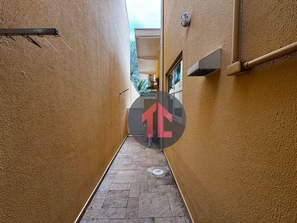 Casa de Condomínio à venda e aluguel com 4 quartos, 321m² - Foto 13