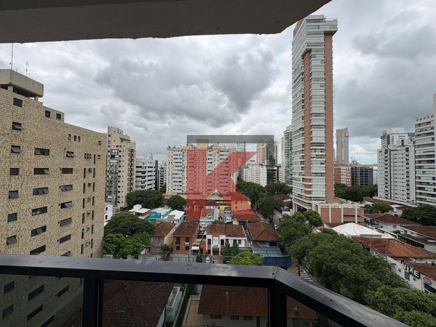Apartamento para alugar com 4 quartos, 318m² - Foto 2