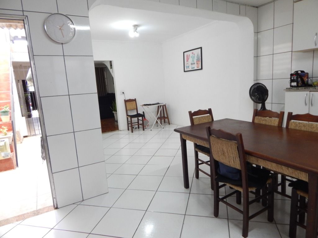 Sobrado à venda com 4 quartos, 250m² - Foto 13