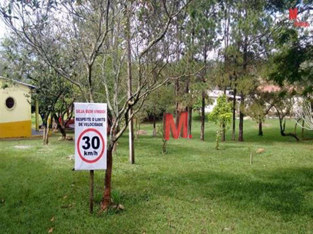 Chácara à venda com 3 quartos, 300m² - Foto 2