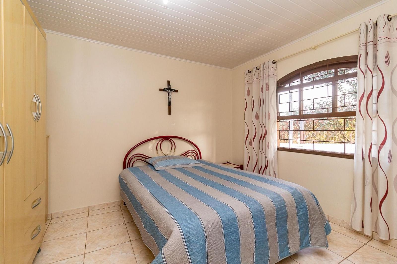 Casa à venda com 2 quartos, 150m² - Foto 13