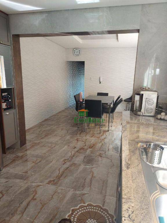 Sobrado à venda com 3 quartos, 221m² - Foto 9