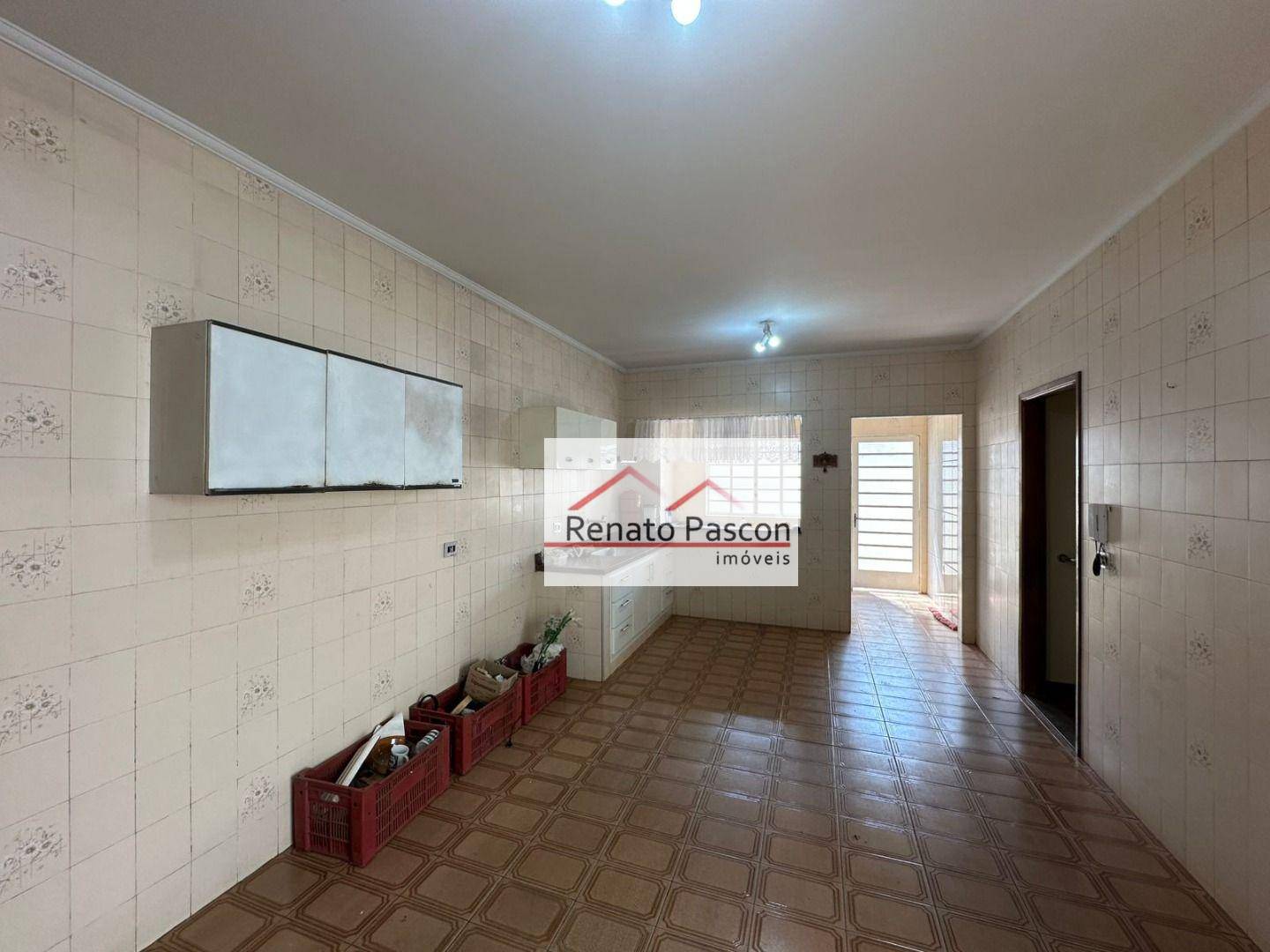 Casa à venda com 3 quartos, 160m² - Foto 3