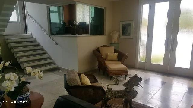 Casa à venda com 4 quartos, 660m² - Foto 12