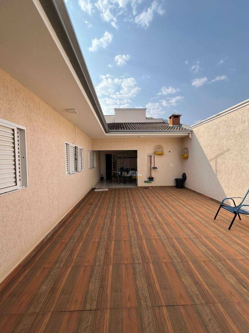 Casa à venda com 3 quartos, 200m² - Foto 22