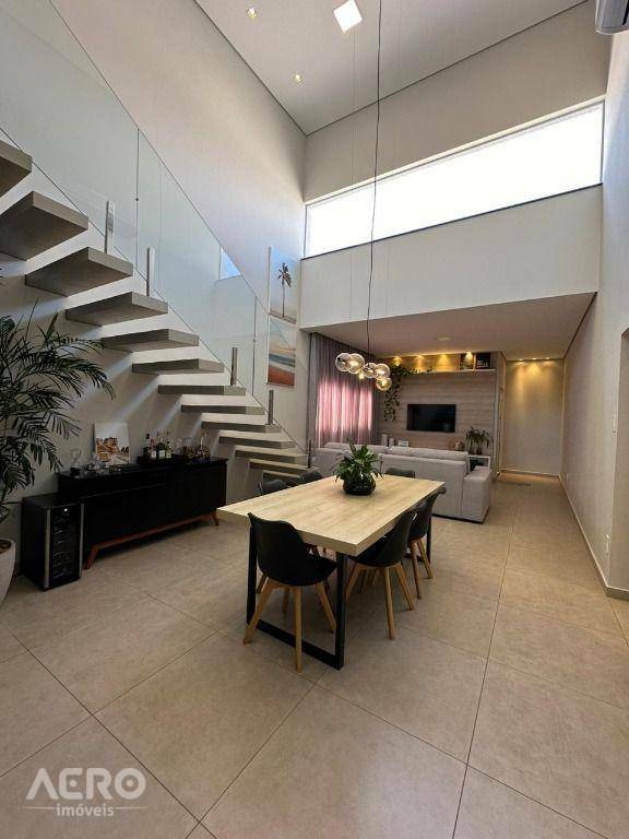 Casa à venda com 3 quartos, 230m² - Foto 14