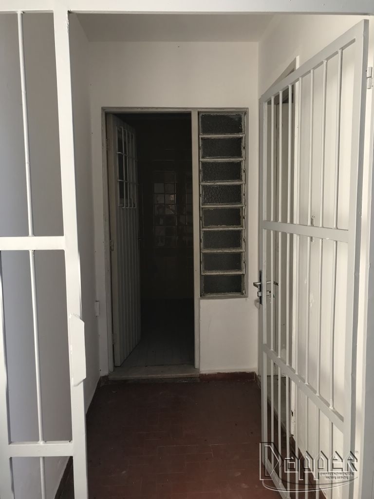 Casa à venda com 2 quartos, 71m² - Foto 9