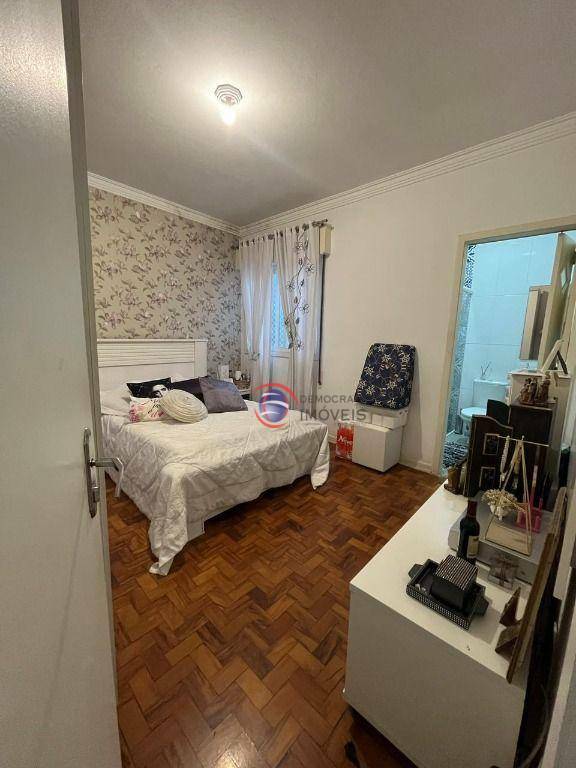 Sobrado à venda com 3 quartos, 152m² - Foto 3