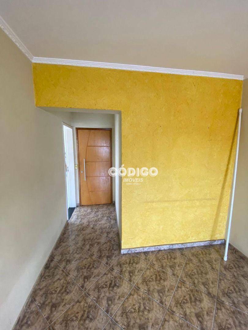 Apartamento à venda com 2 quartos, 64m² - Foto 17