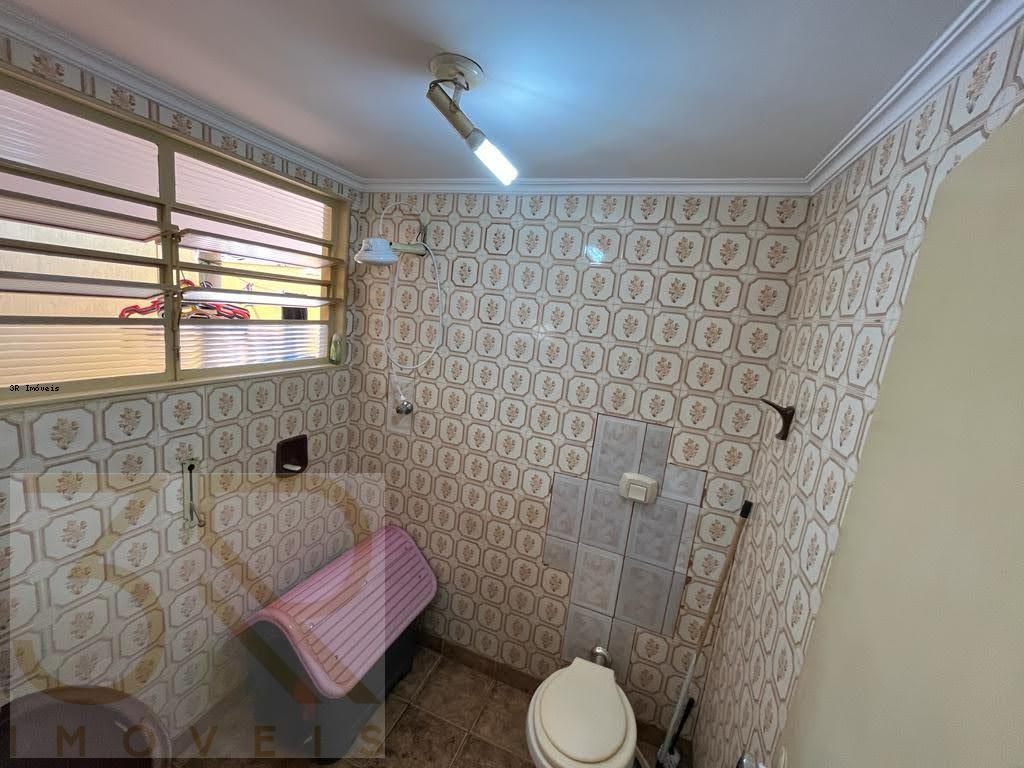 Casa à venda com 3 quartos, 180m² - Foto 6