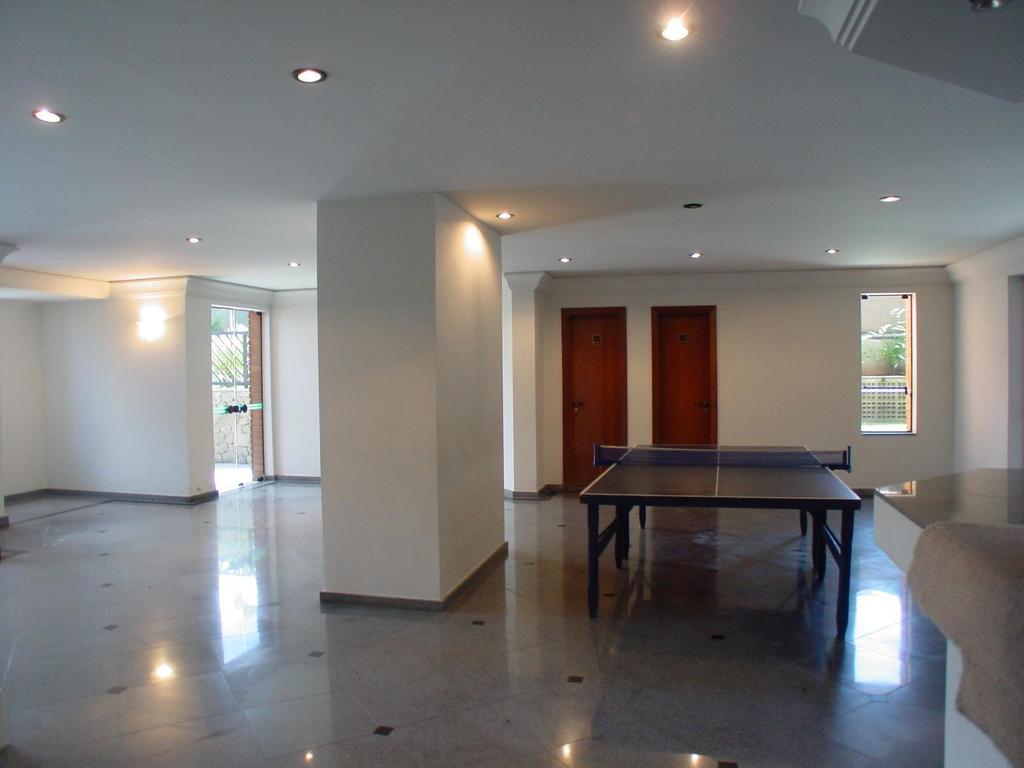 Apartamento à venda com 4 quartos, 240m² - Foto 5