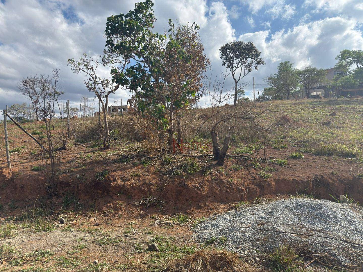 Terreno, 300 m² - Foto 1