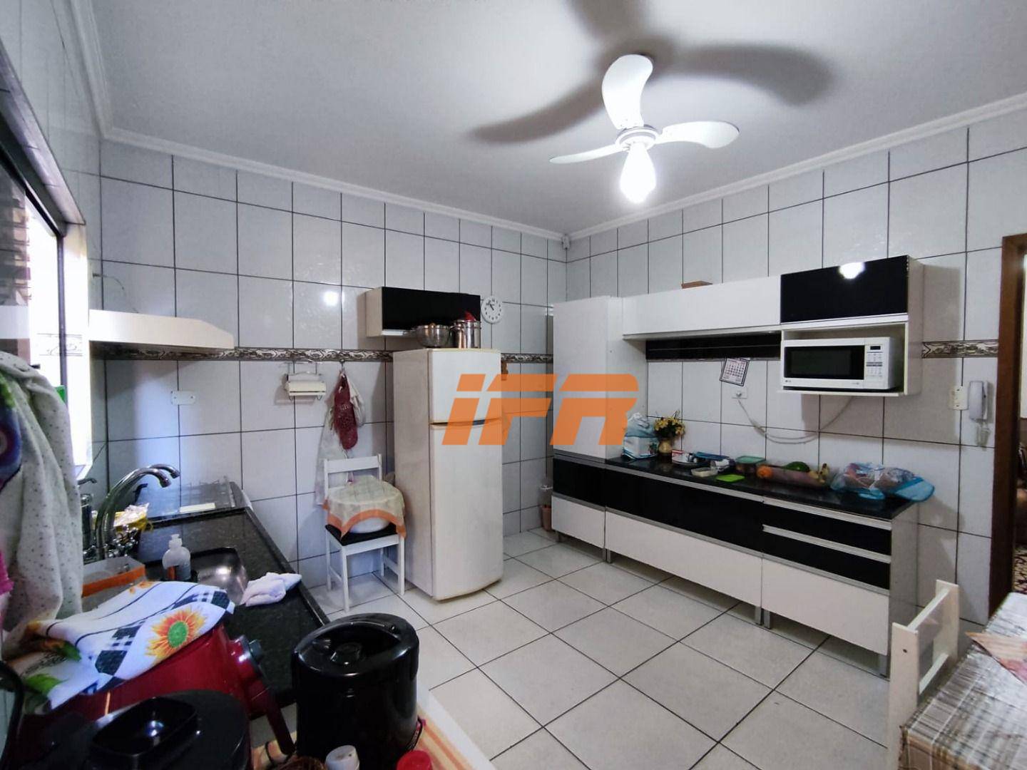 Sobrado à venda com 5 quartos, 269m² - Foto 21