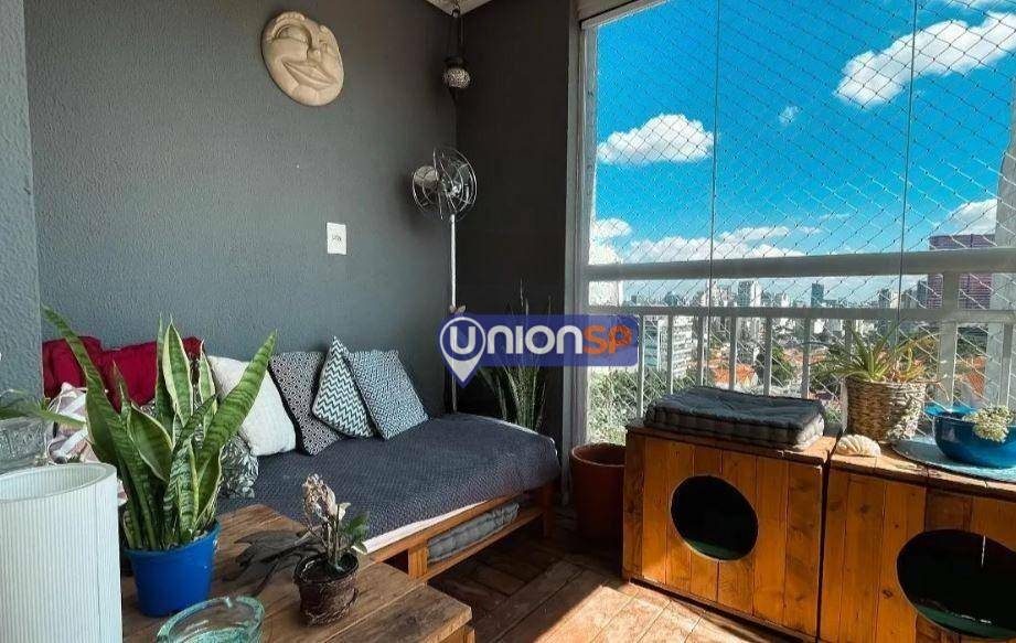 Apartamento à venda com 2 quartos, 72m² - Foto 4