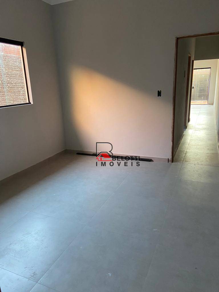 Casa à venda com 2 quartos, 77m² - Foto 5