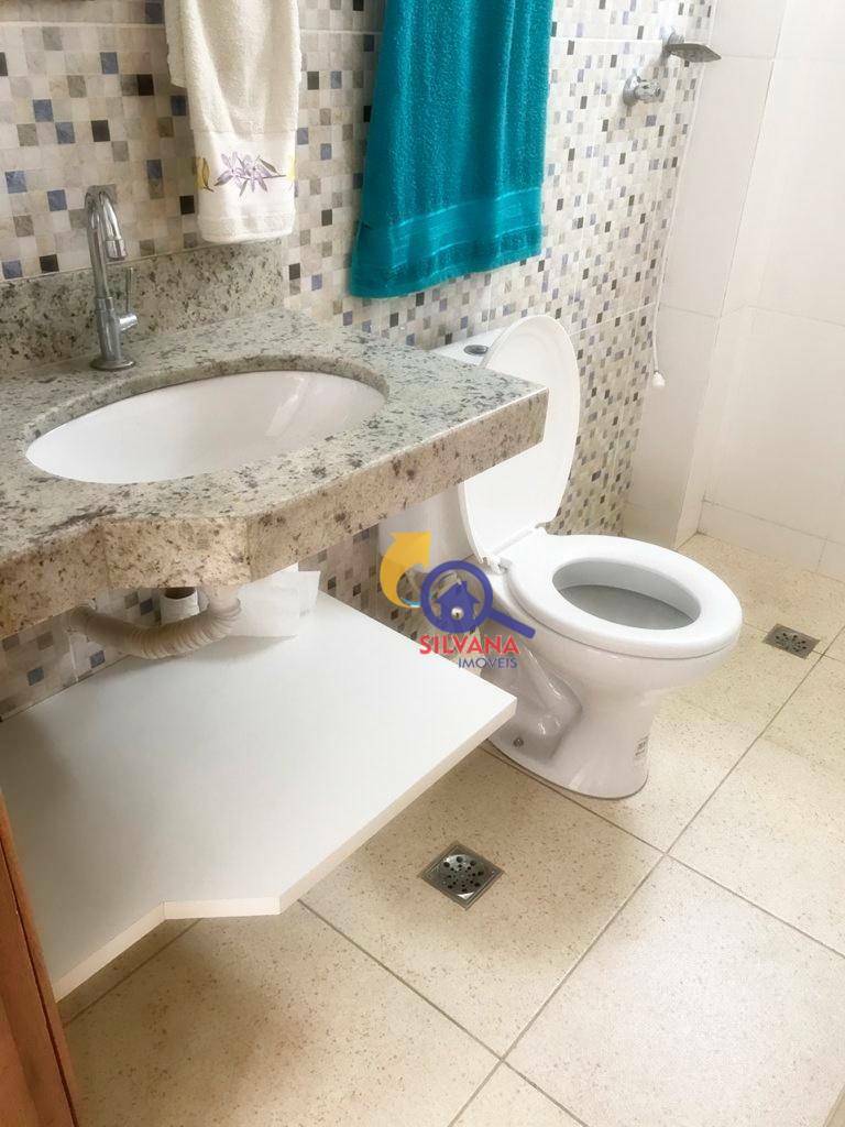 Apartamento para alugar com 2 quartos, 65m² - Foto 11