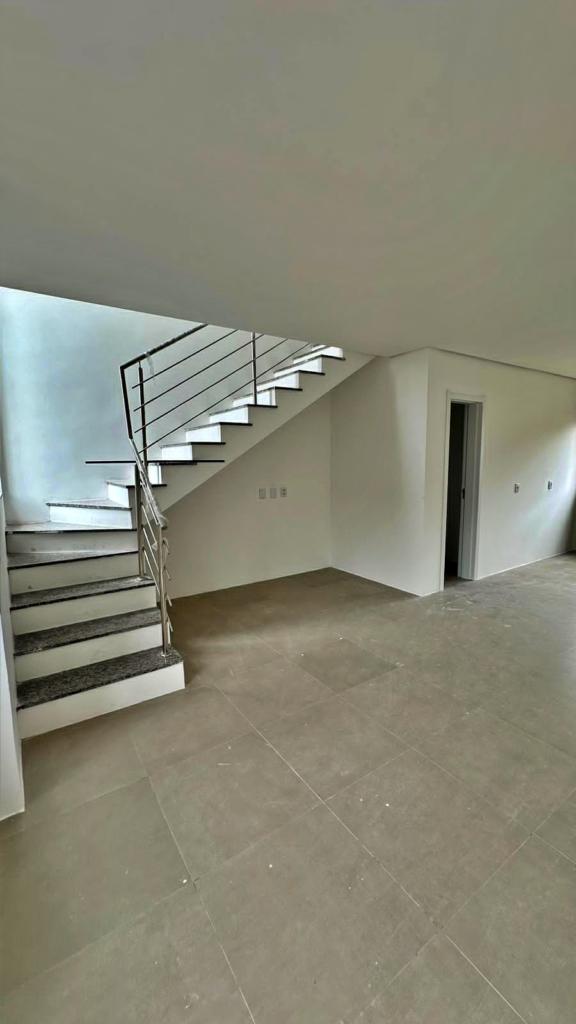 Sobrado à venda com 2 quartos, 81m² - Foto 2