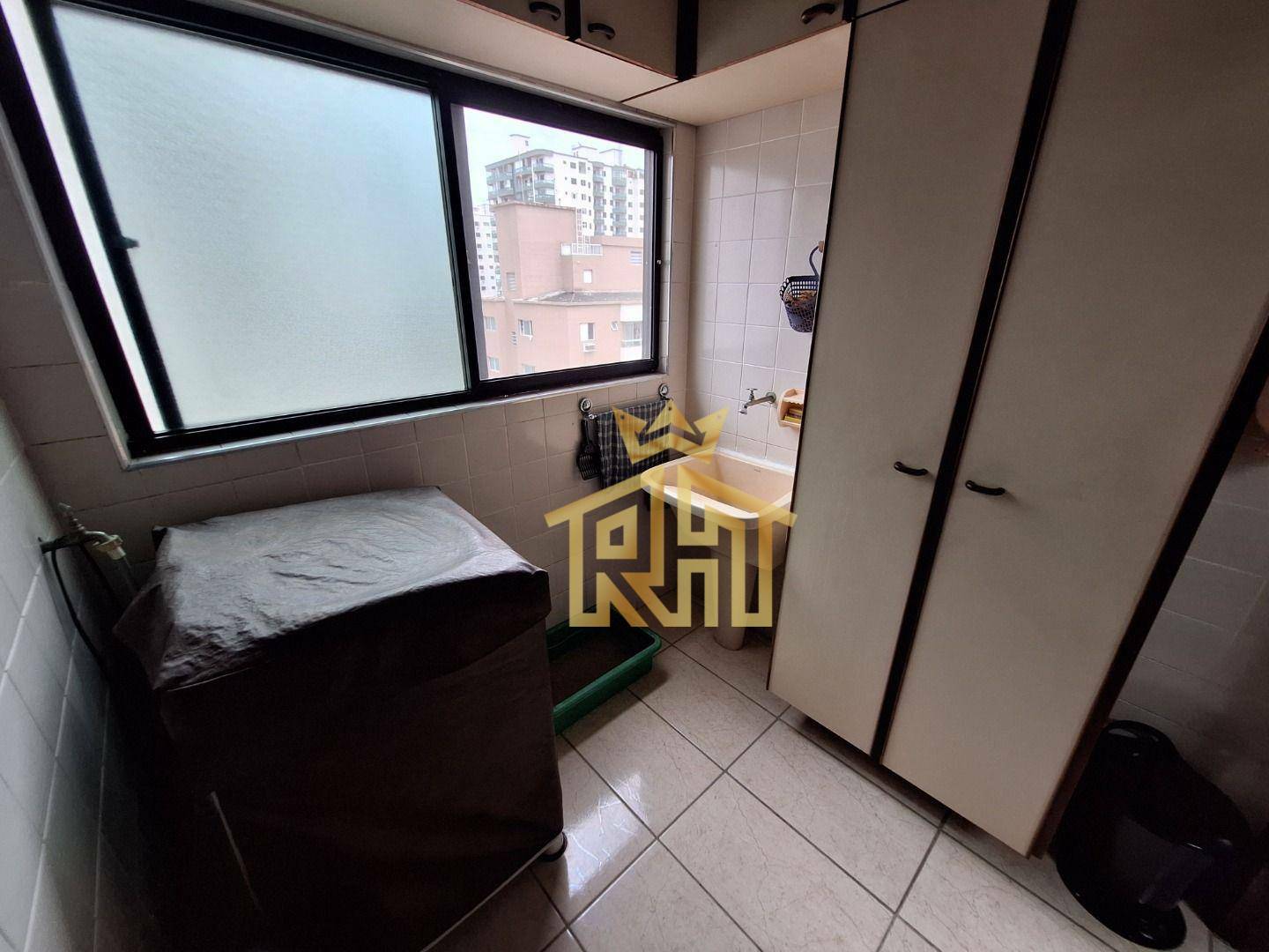 Apartamento à venda com 2 quartos, 80m² - Foto 18