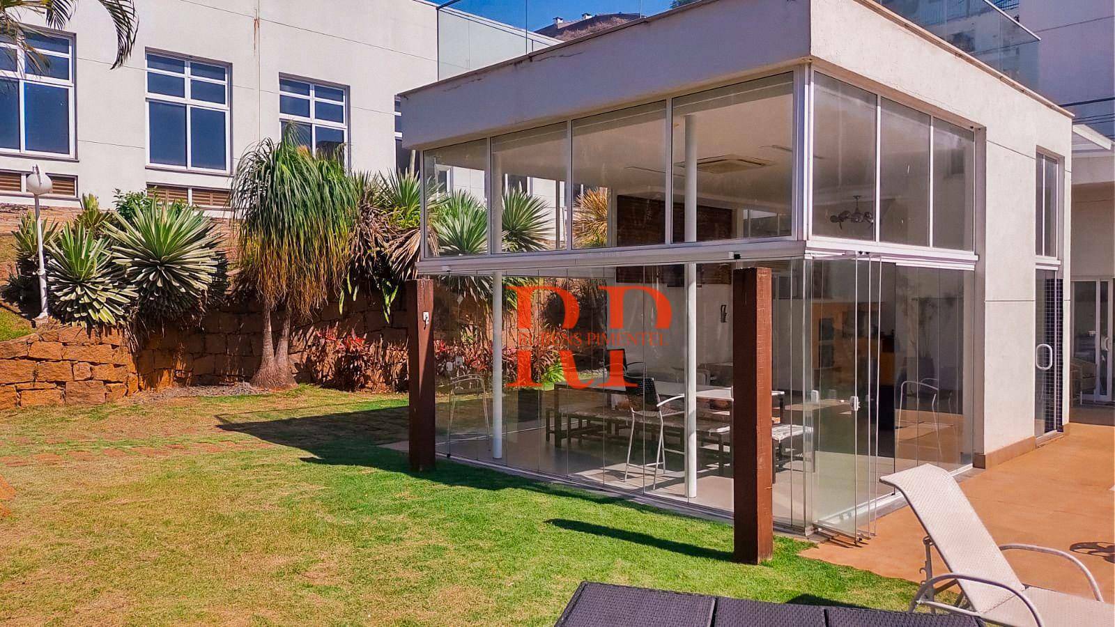 Casa à venda com 8 quartos, 1381m² - Foto 45