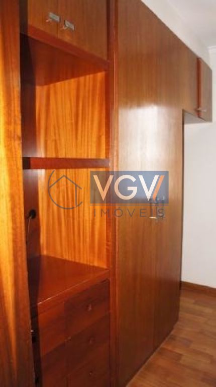 Apartamento à venda com 3 quartos, 86m² - Foto 7