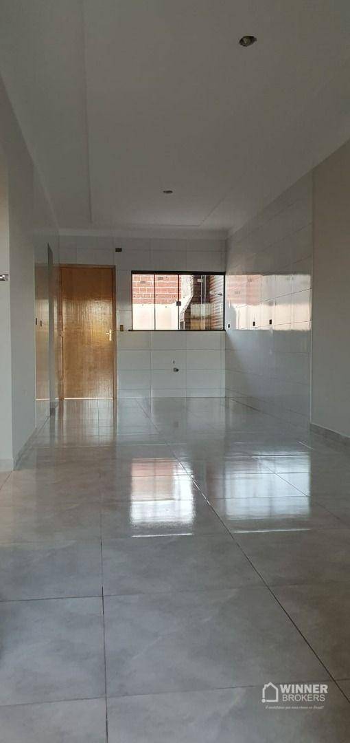 Casa à venda com 3 quartos, 82m² - Foto 3