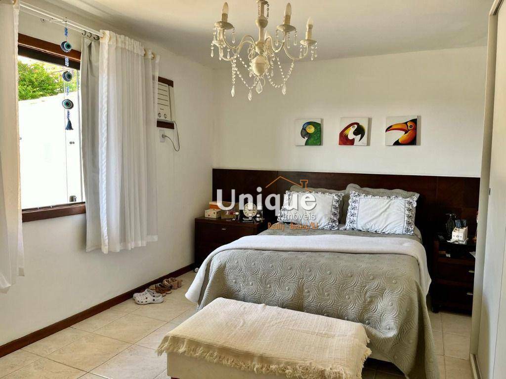 Casa de Condomínio à venda com 4 quartos, 300m² - Foto 21