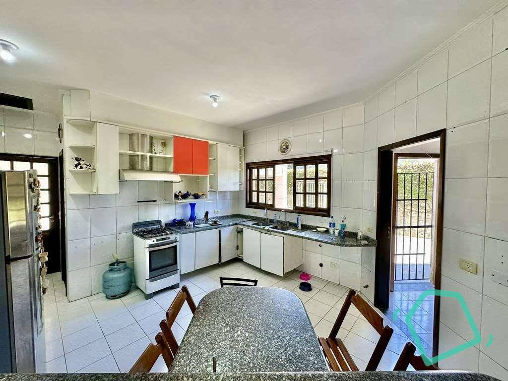 Casa de Condomínio à venda com 3 quartos, 255m² - Foto 25