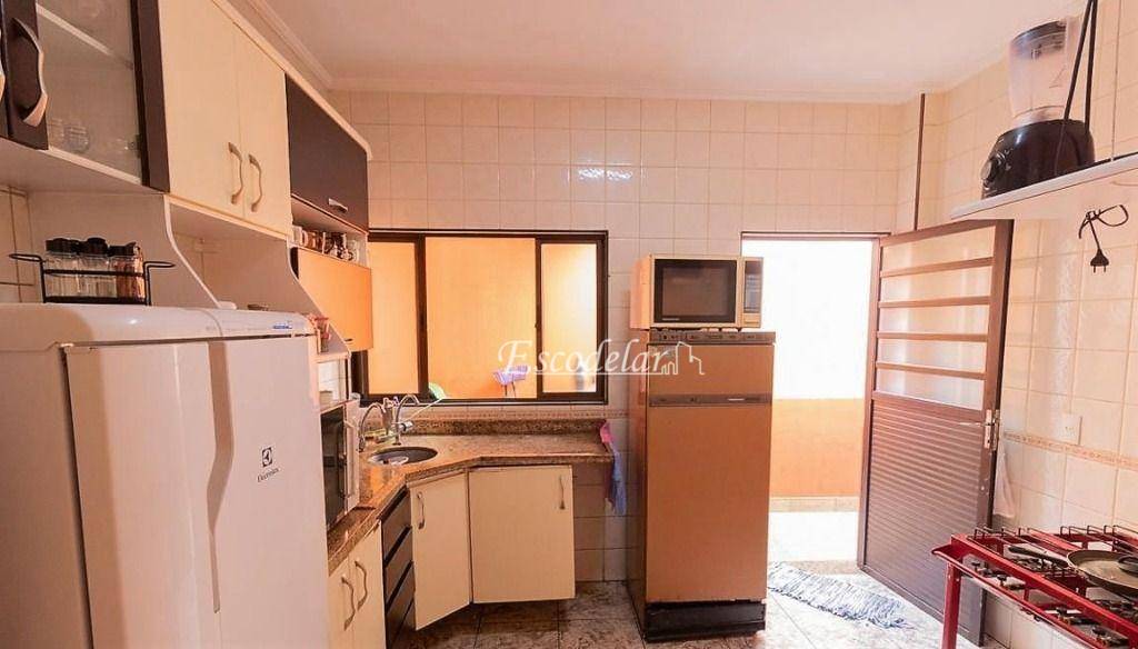 Sobrado à venda com 3 quartos, 110m² - Foto 2