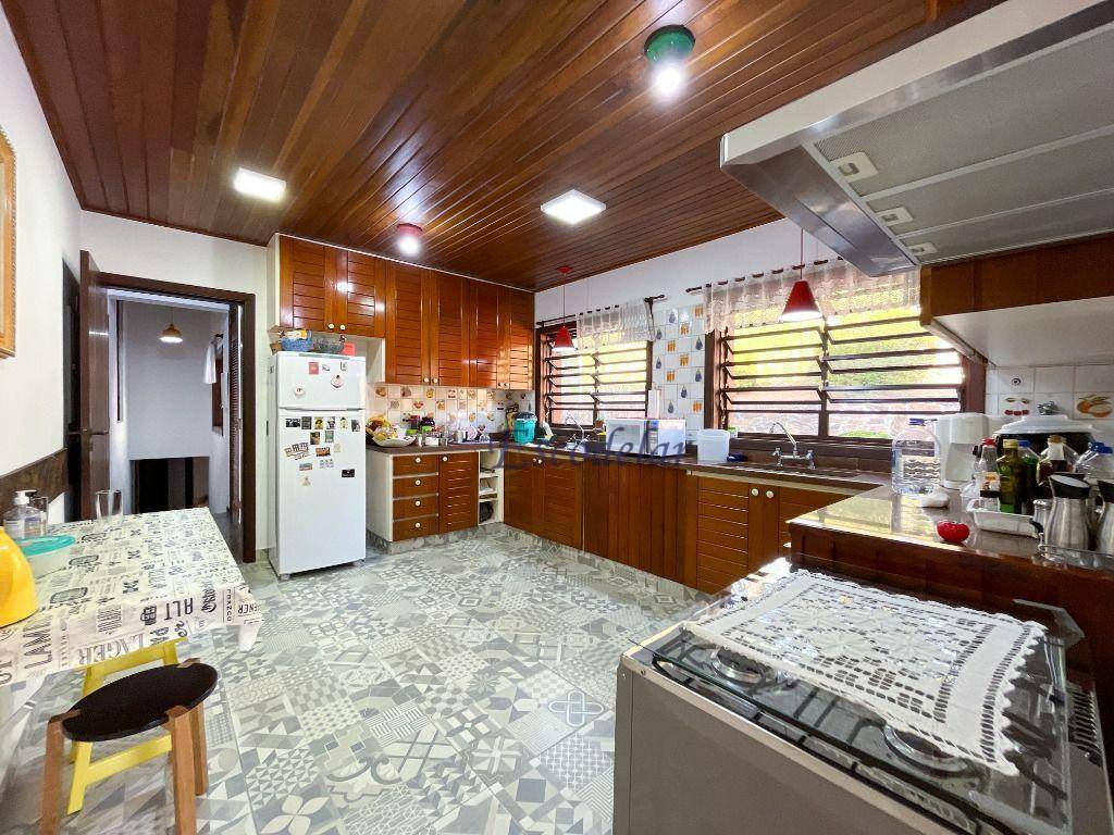 Casa de Condomínio à venda com 4 quartos, 650m² - Foto 25