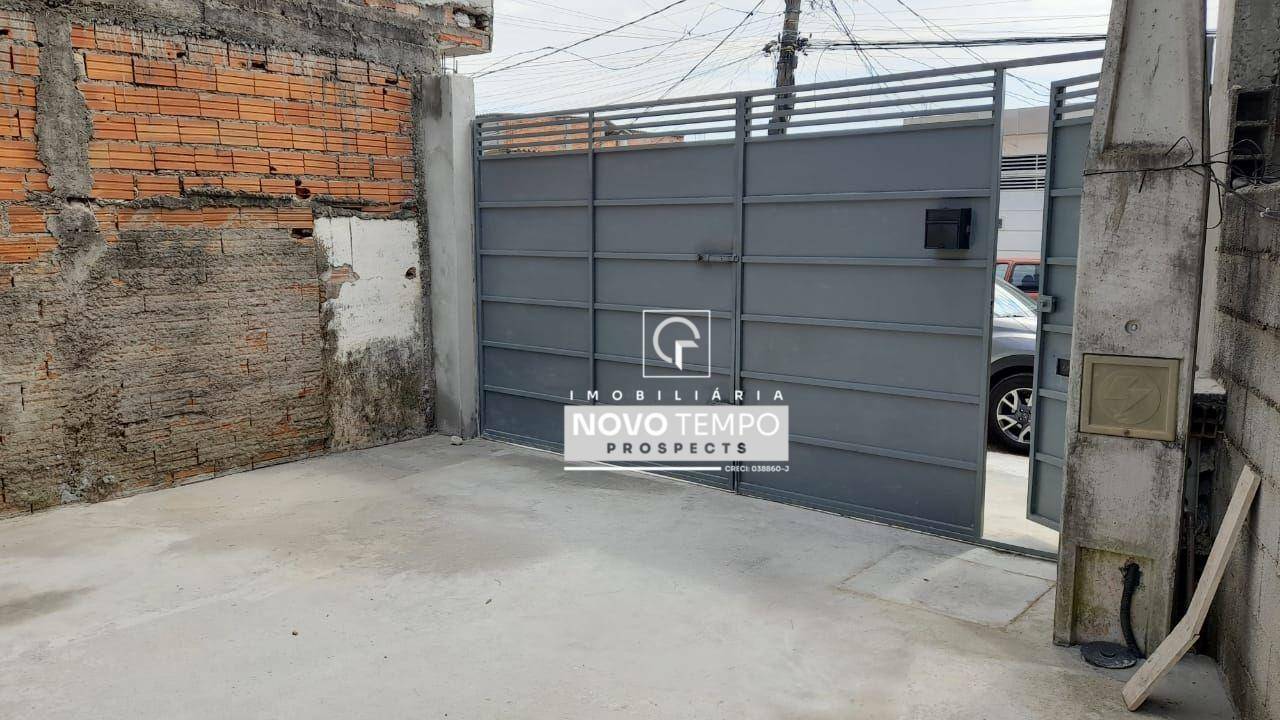 Casa à venda com 2 quartos, 100m² - Foto 2