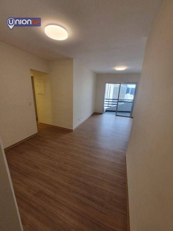 Apartamento à venda com 3 quartos, 79m² - Foto 4