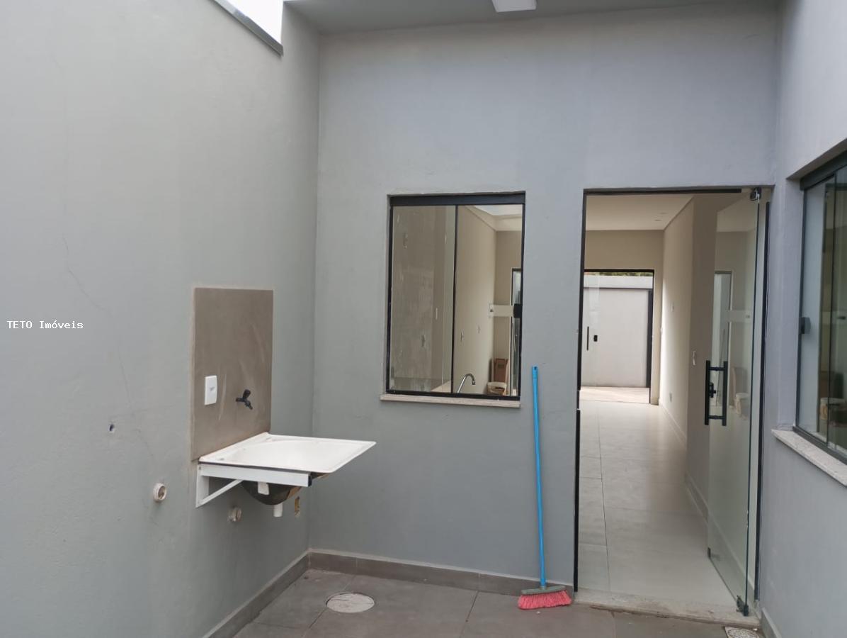 Casa à venda com 2 quartos, 125m² - Foto 12