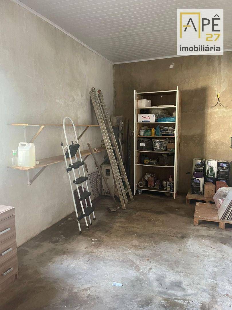Casa à venda com 2 quartos, 150m² - Foto 26