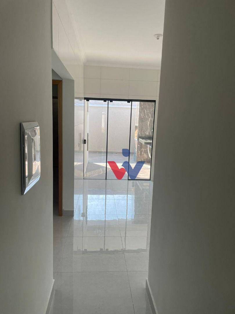 Casa à venda com 3 quartos, 81m² - Foto 9