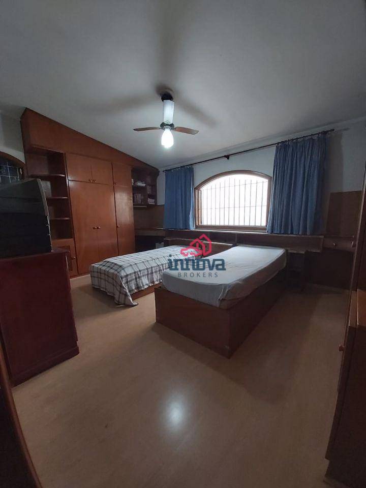 Sobrado à venda com 4 quartos, 240m² - Foto 70