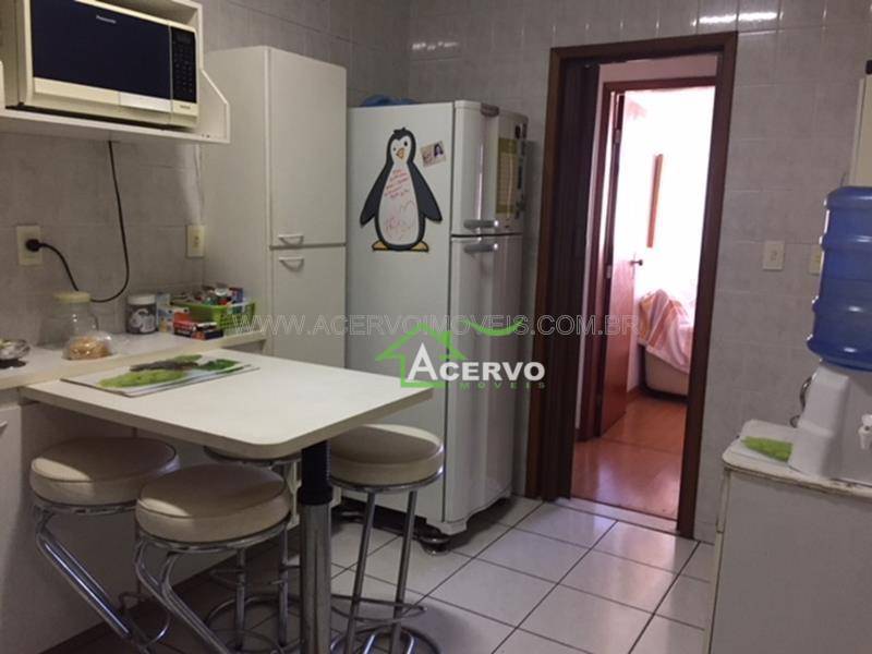 Apartamento à venda com 3 quartos, 110m² - Foto 18