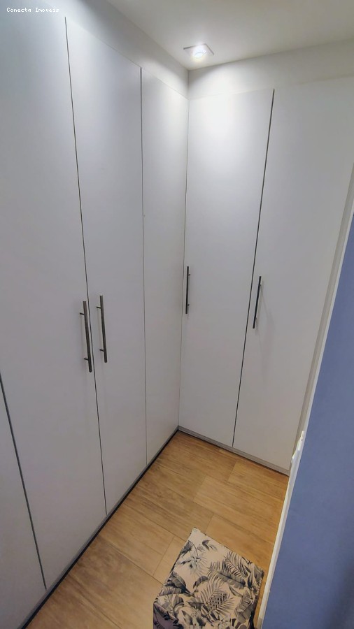 Casa de Condomínio à venda com 3 quartos, 235m² - Foto 48