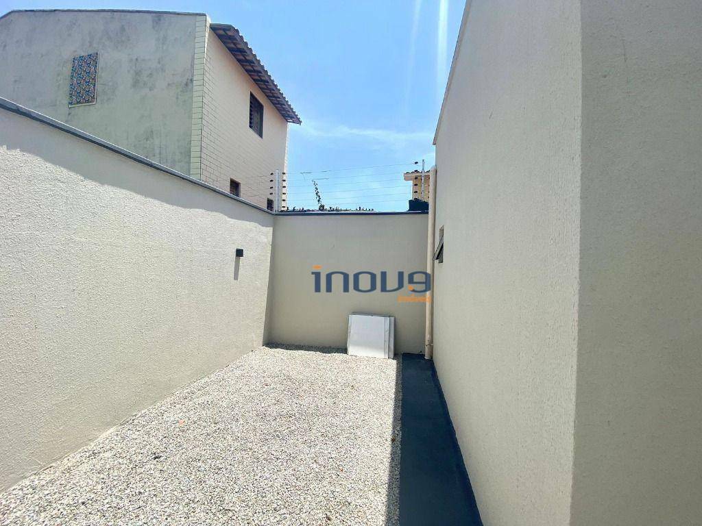 Casa à venda com 3 quartos, 89m² - Foto 41