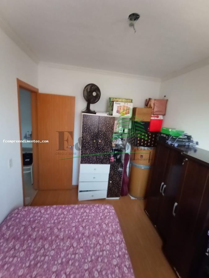 Apartamento à venda com 2 quartos, 40m² - Foto 16